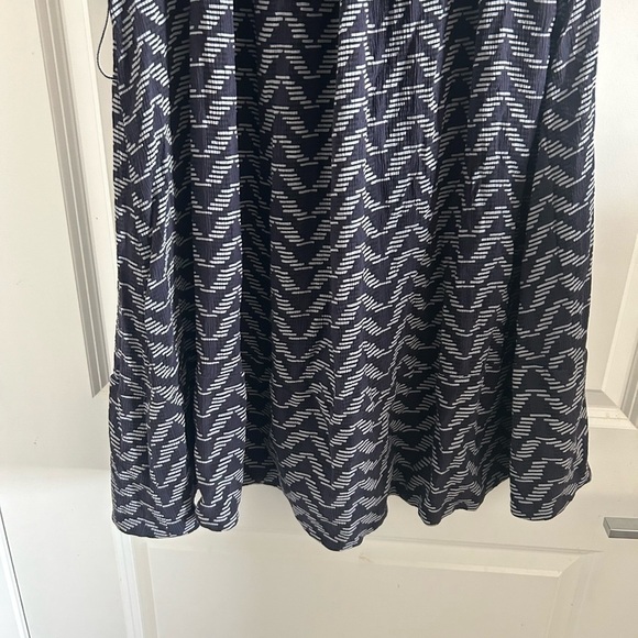 A Piece Apart 100% Silk Knee Length Size 10 Ruffle Sleeve Self Tie Dre… - Picture 9 of 11